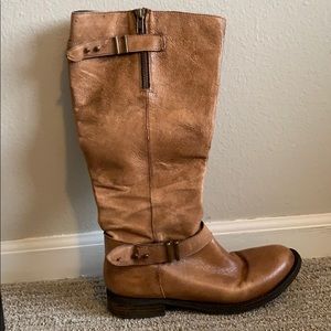 Tall tan women’s boots